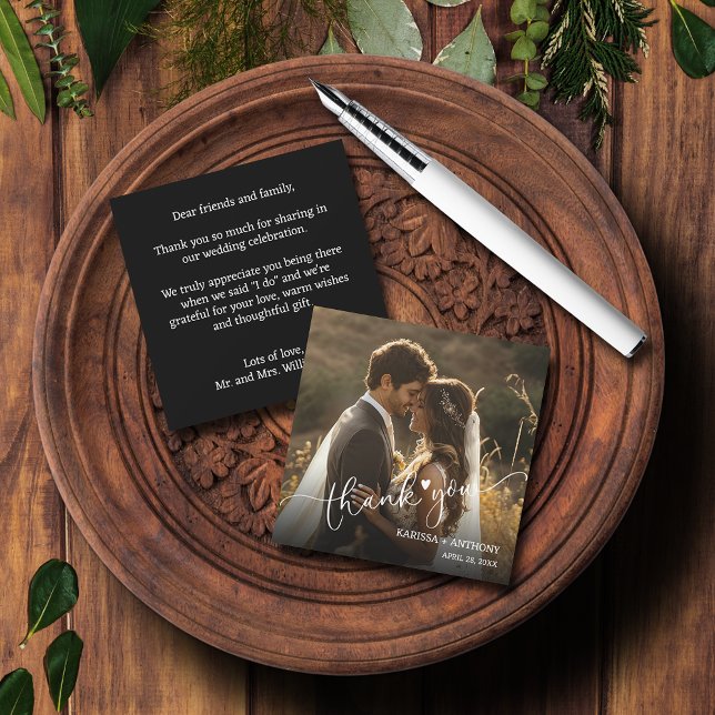 Tarjeta Pequeña Moda Boda de corazón foto doblada gracias (Chic Heart Wedding Photo Budget Square Thank You Cards)