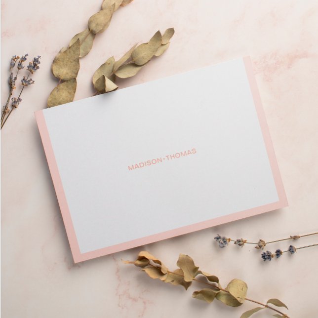 Tarjeta Pequeña Moderna estantería de Naranja de borde rosado (Subido por el creador)