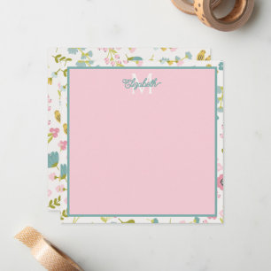 Tarjeta Pequeña Monograma de las flores de cabaña de primavera