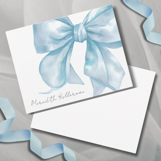 Tarjeta Pequeña Monograma de nombre de arco azul elegante y person (Personalized Elegant Blue Bow Name Monogram Note Card)