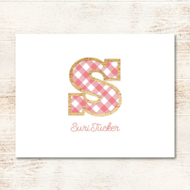 Tarjeta Pequeña Monograma ruso "S" Rosa Gingham Wood Chica (Subido por el creador)