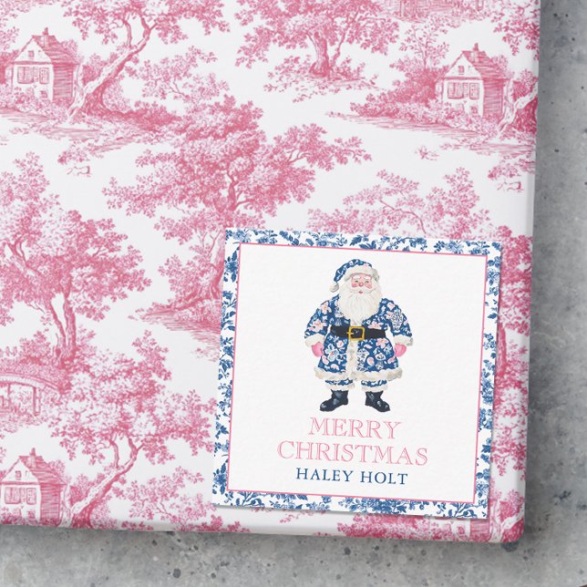 Tarjeta Pequeña Navidades de toile de Chinoiserie azul y rosa Sant (Photo of a pink and blue chinoiserie christmas gift with a gift enclosure card.)