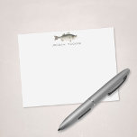 Tarjeta Pequeña Nombre personalizado del pescador al aire libre Fi<br><div class="desc">Este diseño presenta una acuarela de lubina a rayas con espacio para un nombre/texto a continuación. Haga clic en el botón personalizar si desea ajustar los elementos de diseño y/o modificar el texto. En nuestra tienda, zazzle.com/store/doodlelulu, podrá encontrar variantes de este diseño, colores adicionales y productos de coordinación. Contáctenos si...</div>