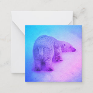Tarjeta Pequeña Oso Polar Pequeño poniéndose la cabeza en la nieve