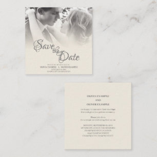 Tarjeta Pequeña Pareja de recién casados besándose en monocromo