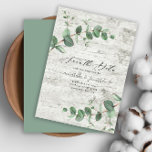 Tarjeta Pequeña presupuesto eucalyptus foliage madera blanca Save<br><div class="desc">presupuesto Eucalyptus Greenery follaje moderno minimalista fiesta Boda ahorra la fecha Invitaciones. Sencillo diseño botánico contemporáneo. respaldo de madera blanca y verde sabrosa.</div>