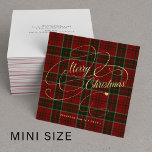 Tarjeta Pequeña Presupuesto MINI TAMAÑO Feliz Navidad tartán<br><div class="desc">Elegante guión falso dorado simple texto y firma patrón tartán color trenzado verde rojo personalizado no foto vacaciones cuadrado BUDGET MINI TAMAÑO tarjeta de nota con sobres.</div>