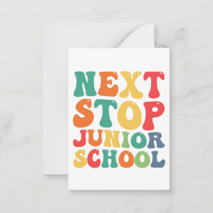 Tarjeta Pequeña Próxima graduación de Graduación divertida Groovy 