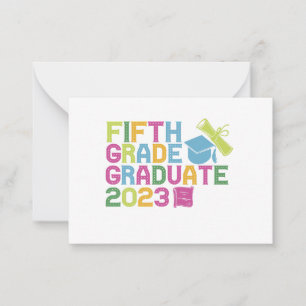 Tarjeta Pequeña Regalo de vacaciones de graduación de quinto grado