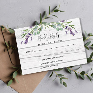Tarjeta Pequeña Respuesta del boda de madera blanca de lavanda RSV