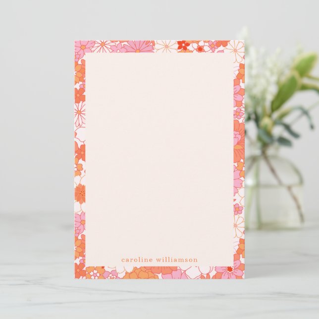 Tarjeta Pequeña Retro Boho Naranja rosa Nombre floral personalizad (Anverso de pie)