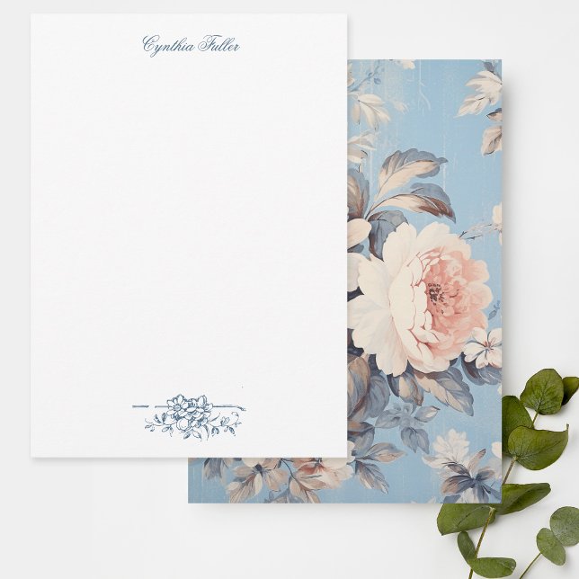 Tarjeta Pequeña Rosas blancas en fondo azul ruso (Subido por el creador)