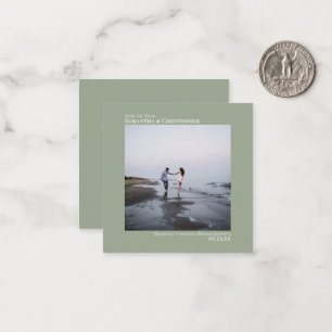 Tarjeta Pequeña Simple boda verde sabia Salven la foto pequeña