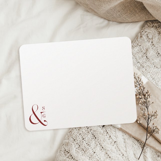 Tarjeta Pequeña Stationery personalizada en monograma de pareja bu (burgundy couple's monogram personalized Stationery Note Card)