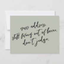 Todavía viviendo fuera de las cajas no juzgan a Sa