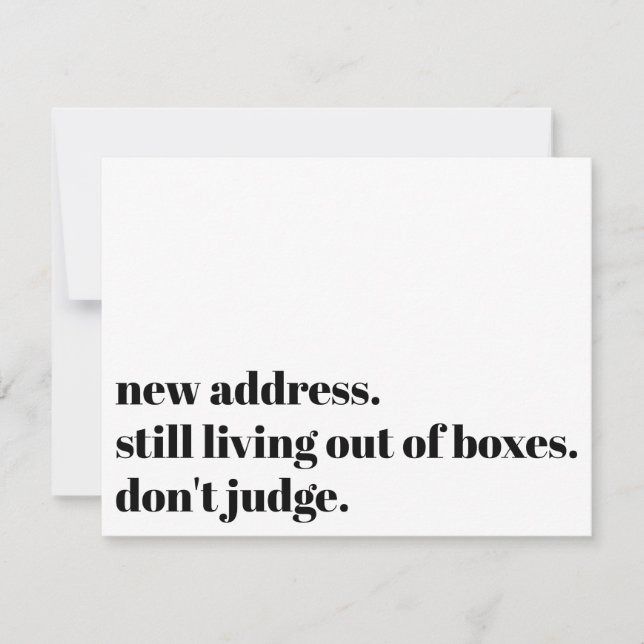 Tarjeta Pequeña Todavía viviendo fuera de las cajas, no juzguen la (Anverso)