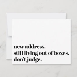 Tarjeta Pequeña Todavía viviendo fuera de las cajas, no juzguen la