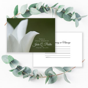 Tarjeta Pequeña Tulipán blanco en verde comparte funeral de memori