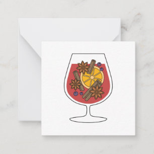 Tarjeta Pequeña vino tinto caliente con especias para las vacacion