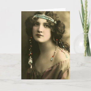 Tarjeta Perlas en su pelo