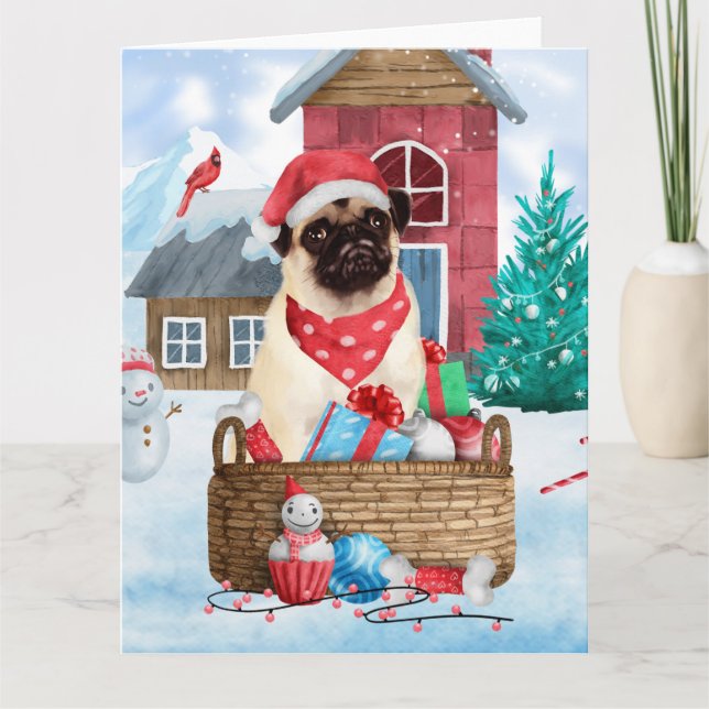 Tarjeta Perro Pug en casa de Navidad con nieve (Anverso)