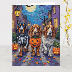 Tarjeta Perros Basset Hound pidiendo dulces en Halloween 