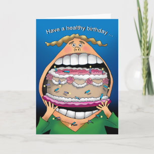 Tarjeta Persona comiendo un pastel de cumpleaños entero.