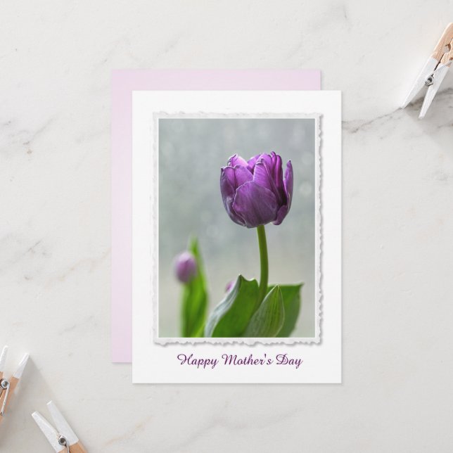 Tarjeta Personaliza: Tulipanes morados "Feliz Día de la Ma (Anverso/Reverso In Situ)