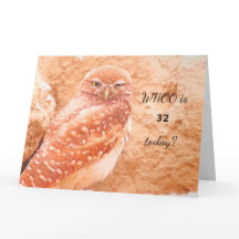 Personaliza "WHOOO es...¿hoy?" Owl Birthday grande