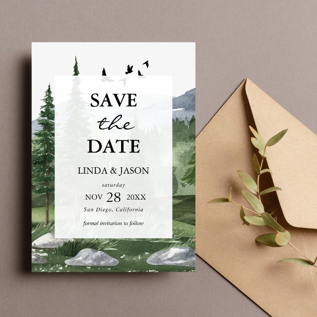 Tarjeta Personalizada de Anuncio de Boda "Bosque d (Custom pine forest save the date card sets a serene tone for your upcoming wedding.)