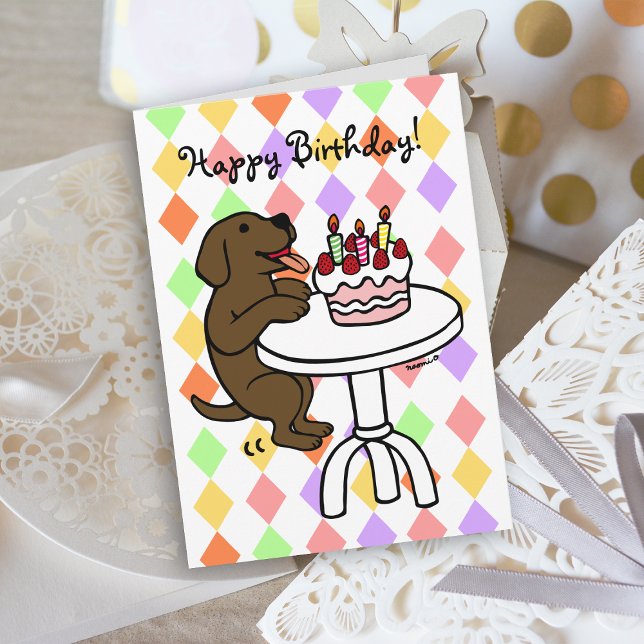 Tarjeta Personalizado de chocolate de cumpleaños Labrador (Birthday Cake Chocolate Labrador Cartoon Birthday Card with colorful background for dog lovers.)