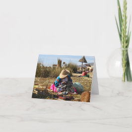 Tarjeta Perú: Mujer masticando bordado