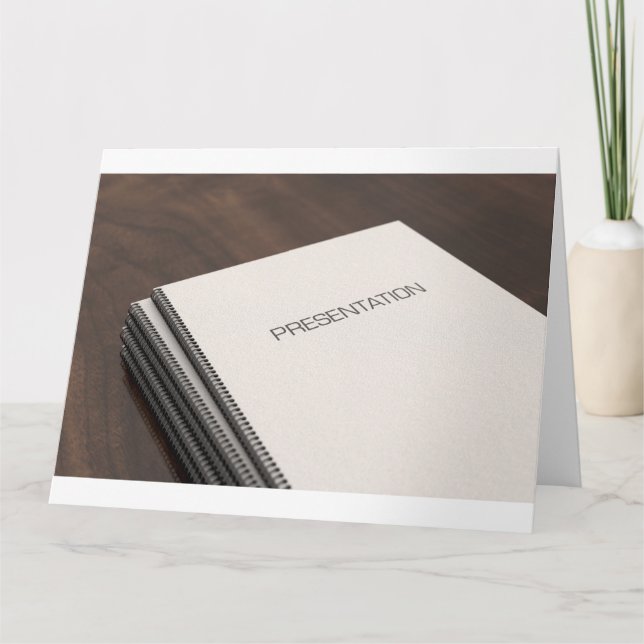 Tarjeta Pile del folleto de presentación enlazada (Anverso)