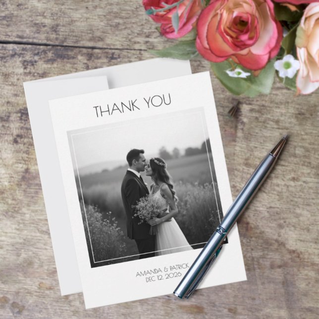 Tarjeta plana de agradecimiento (Simple Wedding Photo Thank You Card)