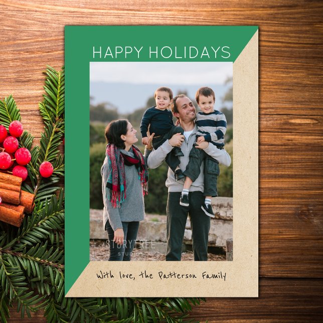 Tarjeta plana de foto plana verde moderna de vacac (Green Modern Slant Holiday Photo Card)