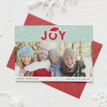 Tarjeta plana de fotos de vacaciones de la nieve d<br><div class="desc">Una moderna tarjeta fotográfica de vacaciones con copos de nieve,  sombrero de Santa y caligrafía moderna en rojo,  menta y blanco. Esta tarjeta de fotos es parte de un juego de vacaciones.</div>