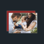 Tarjeta plana de fotos navideñas con guión de salu<br><div class="desc">Tarjeta de vacaciones de personalizable con copos de nieve y caprichos. Artículos similares están disponibles en mi tienda.</div>
