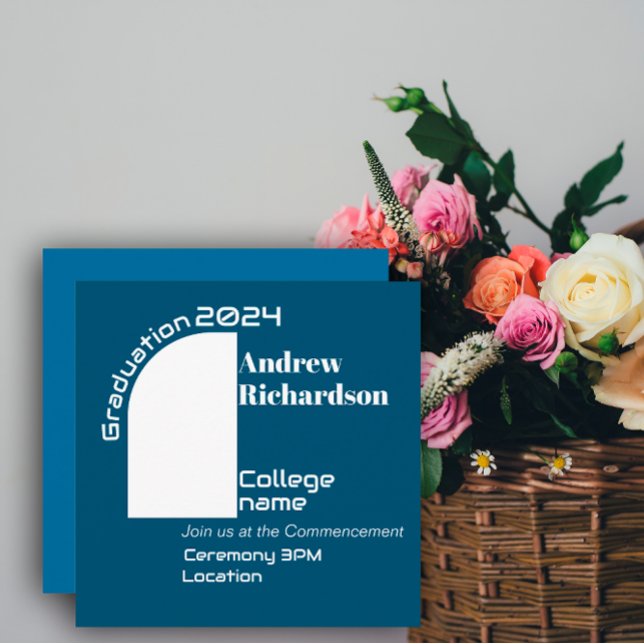 Tarjeta plana de graduación de tipografía blanca a (Subido por el creador)