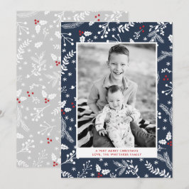 Tarjeta plana de Navidad de bayas azules de invier
