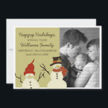 Tarjeta plana de vacaciones Snowman Duo, sabio<br><div class="desc">Envíe sus deseos de vacaciones a familia y amigos con esta divertida y caprichosa tarjeta plana de vacaciones Snowman Duo con un par de adorables hombres de nieve sobre un fondo sabio. Personalizar con su propia foto y el mensaje personalizado de su elección. Haga clic en "Personalizar" para encontrar opciones...</div>