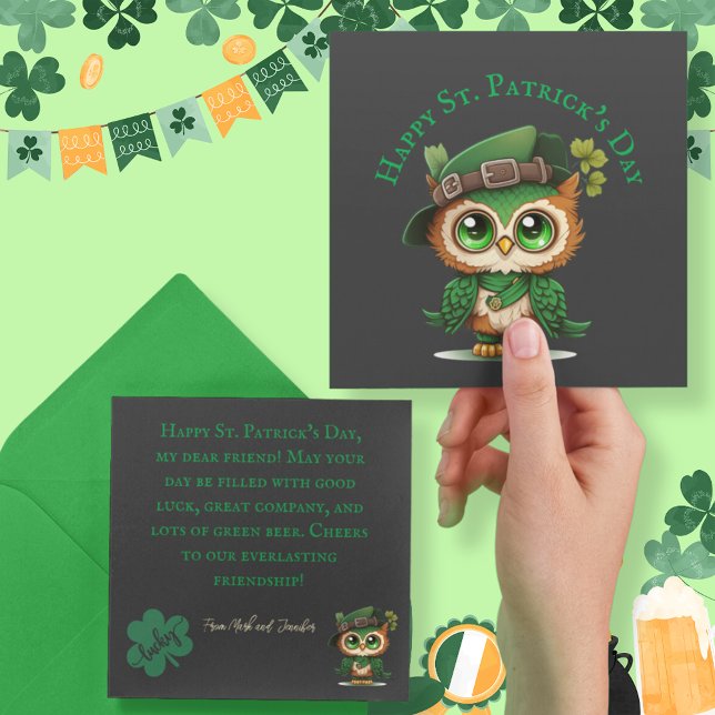 Tarjeta plana personalizada St. Patrick's Day Gree (St. Patrick's Day Green Owl personalized flat card)