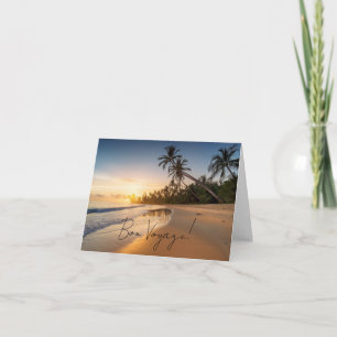 Tarjeta Playa al amanecer con palmeras Bon Voyage