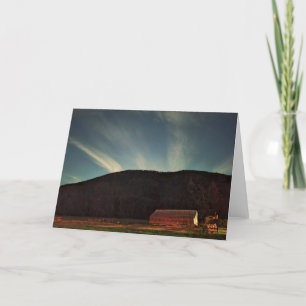 Tarjeta plegada de 7"x5"    Moonrise 2 Red Barn