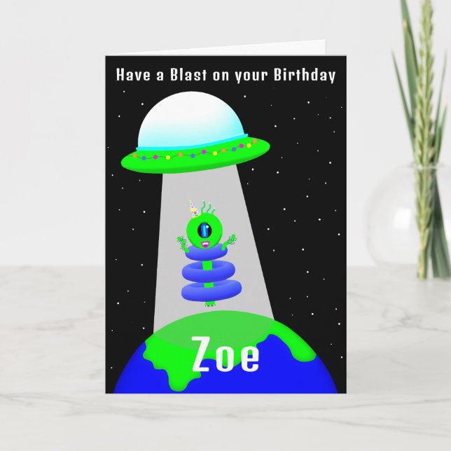 Tarjeta plegada de Chica de cumpleaños de Alien po (Anverso)