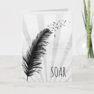 Tarjeta plumas negras y aves Graduación