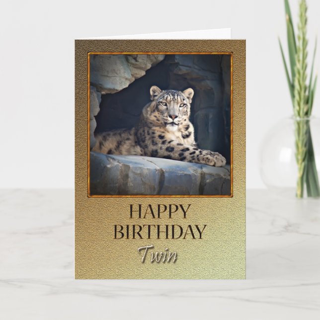 Tarjeta Por cumpleaños gemelo con un leopardo de la nieve (Anverso)
