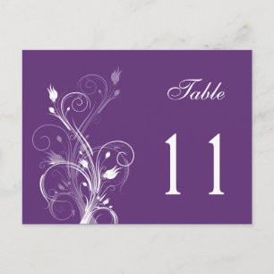 Tarjeta postal con número de tabla floral púrpura