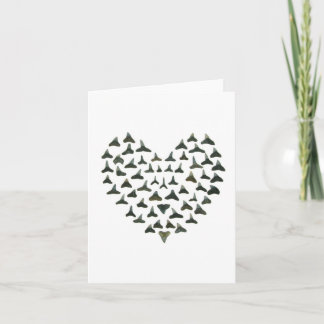 Tarjeta postal de corazón de diente de tiburón