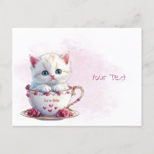 Tarjeta postal de gatito en taza con flores rosas