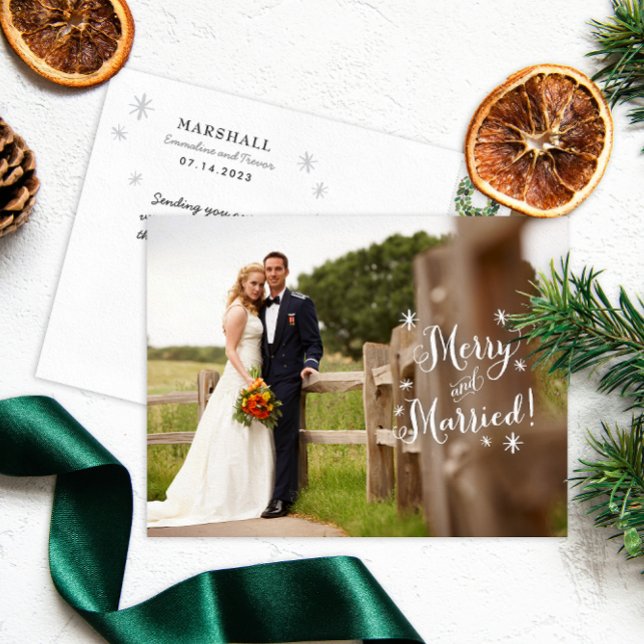 Tarjeta postal de Invitación de feriado con mora y (Subido por el creador)